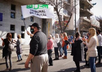 Hoy en la protesta del SUOEM frente al Tribunal de Faltas.