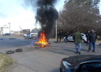 Conflicto Tenaris: continúan despedidos