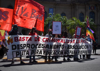 Marcha estudiantil contra la criminalización de la protesta