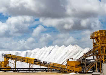 Litio: el material codiciado por las grandes firmas