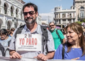 Docentes salteños escriben los días de lucha