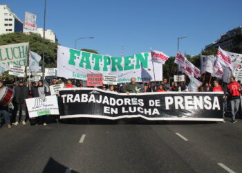 Periodistas en estado de alerta y movilización