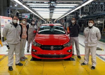 Retiros voluntarios en FCA