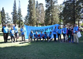 Solidaridad si, deuda no