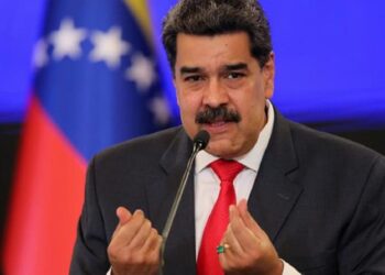 Maduro vende acciones de empresas estatales