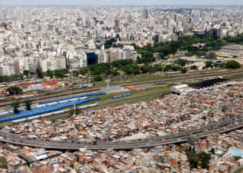 Aumenta la desigualdad y crece el empleo no registrado