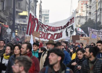 Luchas por la educación en Uruguay