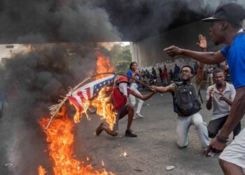 Barricadas y movilizaciones paralizan Haití