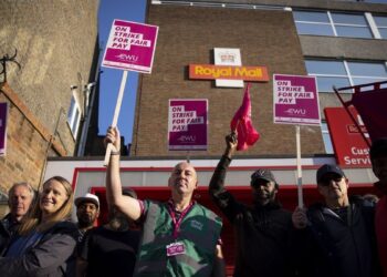 Huelga de trabajadores de correo en Reino Unido