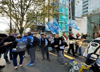 Francia: transporte público en huelga