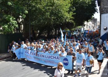 Paro y movilización de docentes de Córdoba