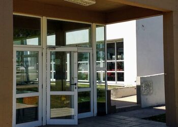 Malestar estudiantil por aumento del menú