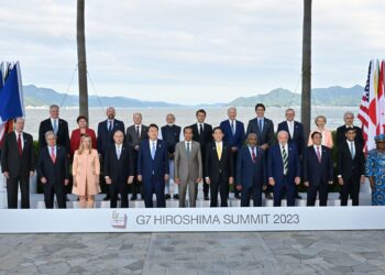 Una cumbre con eje en la guerra