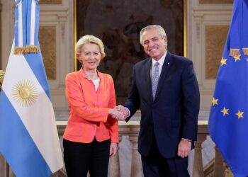 La Unión Europea planea expandir sus negocios en América Latina