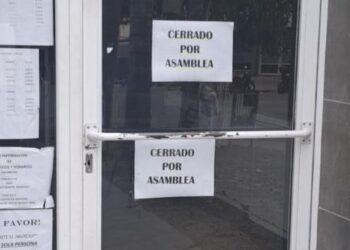 Los trabajadores de EMTUPSE están de asamblea: “La situación es angustiante”
