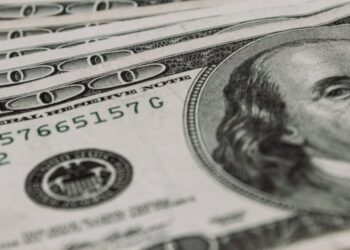 Fieles a sus intereses