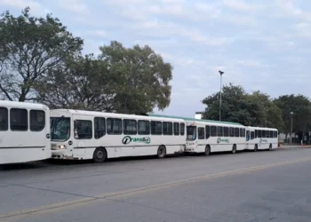 Paro de transporte por aumento salarial