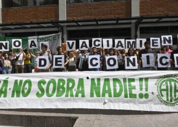 Reclamo del Conicet ante recorte presupuestario