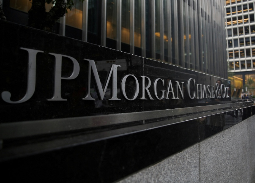 El JP Morgan es uno de los bancos más antiguos del mundo, con su origen en 1799. Desde el año 2000, tras su fusión con Chase Manhattan Bank, pasó a denominarse JP Morgan Chase & Co. 