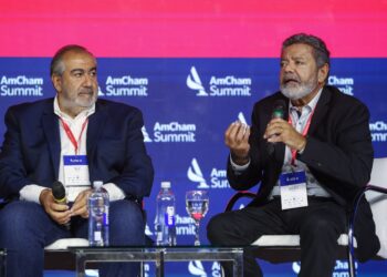 La CGT participó del foro de la Cámara de Comercio de Estados Unidos