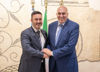 Con el norte hacia la OTAN