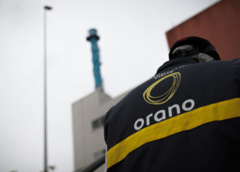 Níger retira permisos de explotación de uranio a Francia