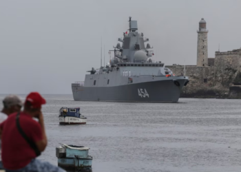 Buques rusos en aguas cubanas