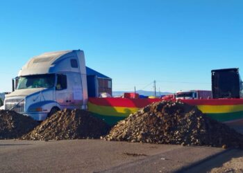 Paro de transporte pesado en Bolivia