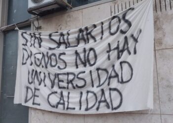 Universidades en emergencia salarial