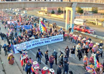 Crece la interna por el gobierno en Bolivia