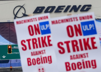 EEUU: Conflictos por aire y mar