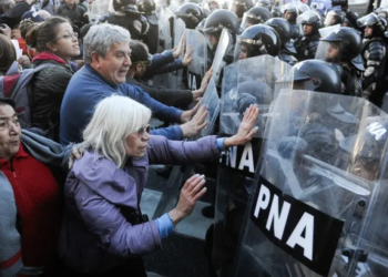 Convocan a marchar contra el veto a la movilidad jubilatoria