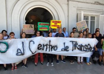Vecinos se manifestaron contra el basural a cielo abierto