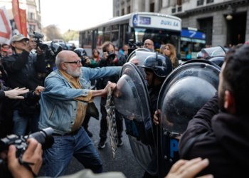 Pobreza y represión: el trato del gobierno con los jubilados