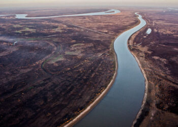 Allanando el camino fluvial