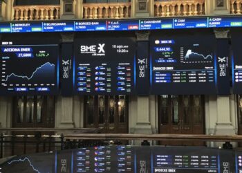 Los dólares que no llegan y el mercado que se aleja