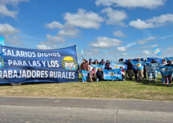 Trabajadores rurales reclaman y acuerdan recomposición salarial